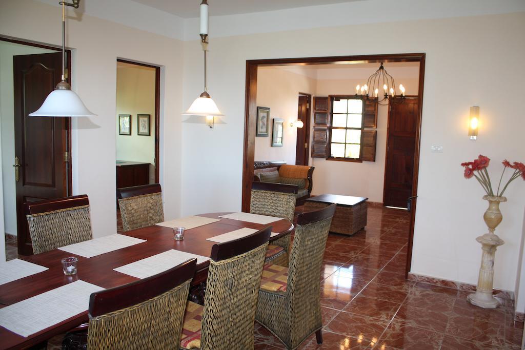 Apartamentos Finca La Cruz Тасакорте Экстерьер фото